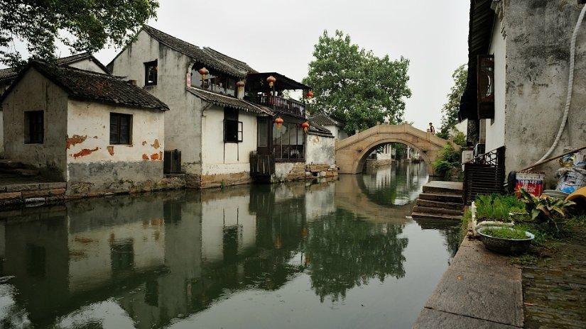 美容师证都考啥啊 美容师证需要复审吗